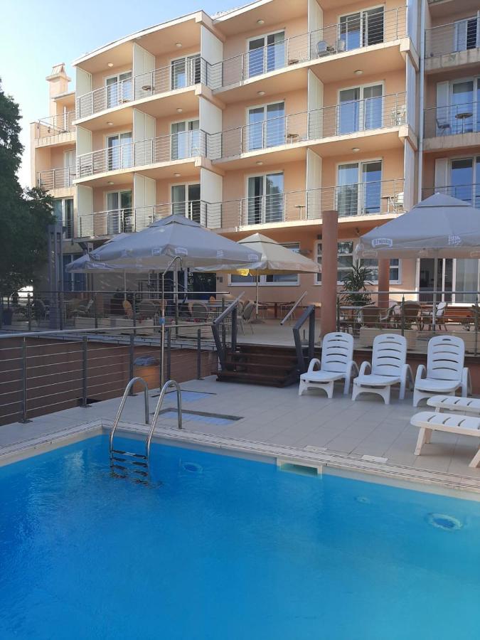 Hotel Tamaris نوفي فينودولسكي المظهر الخارجي الصورة