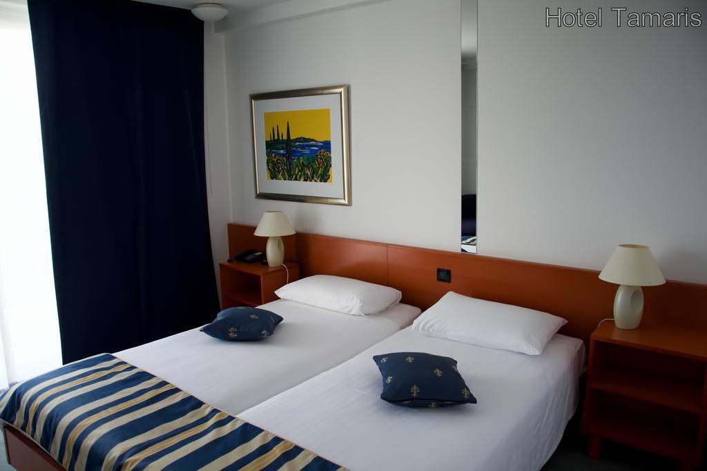 Hotel Tamaris نوفي فينودولسكي المظهر الخارجي الصورة